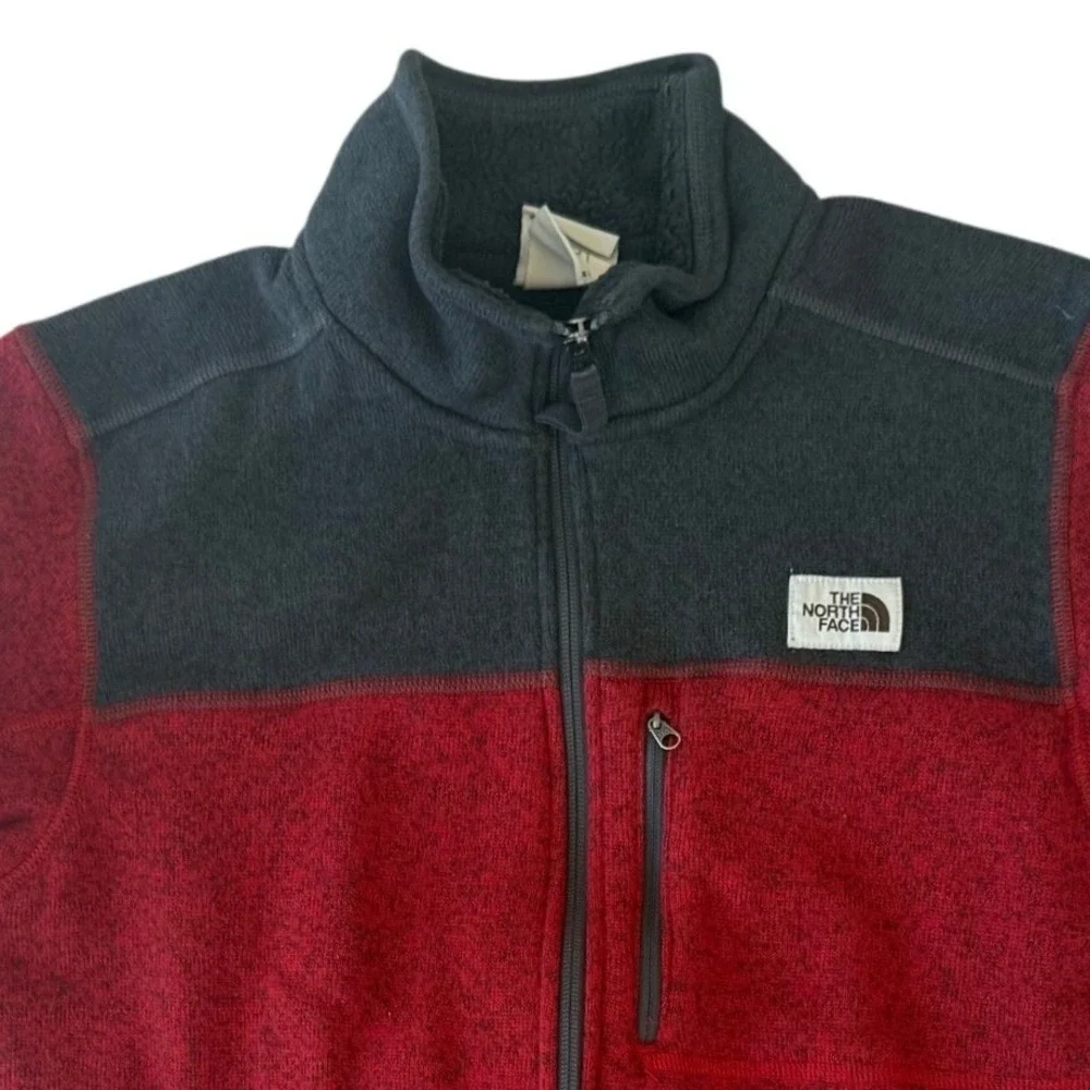 The North Face Mens Gordon Lyons Sweater Fleece Jacket M Red Warm Cozy Gorpcore